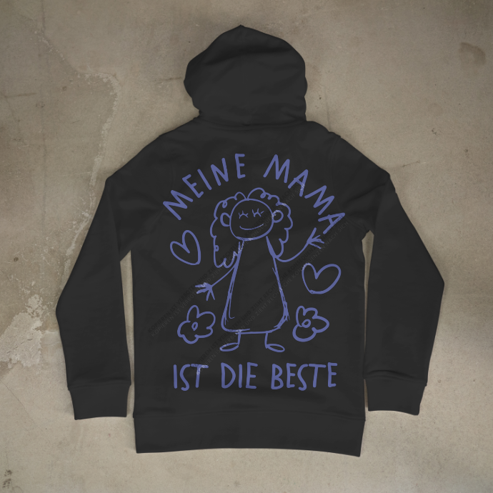 Nahaufnahme eines schwarzen Hoodies mit dem liebevollen Aufdruck Meine Mama ist die Beste im Stil einer Handzeichnung.